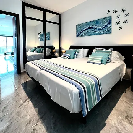 Atlantic 3 Apartment, Terrace, Solarium And דירה